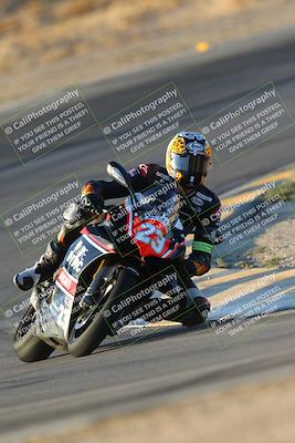 media/Oct-06-2024-Race Pace (Sun) [[d7d39ec7ad]]/1-Turn 10 (730am)/